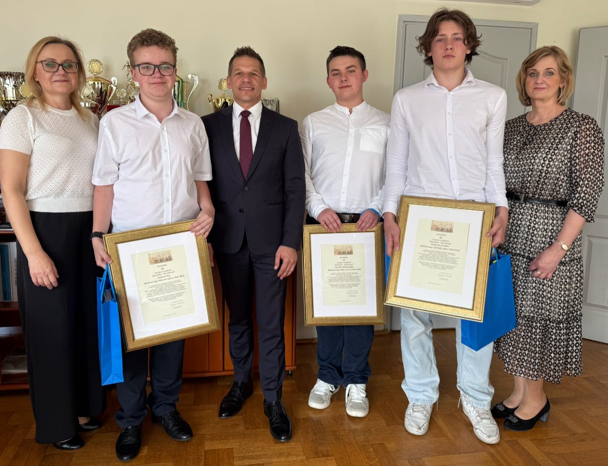 Osoby pozujące do zdjęcia 