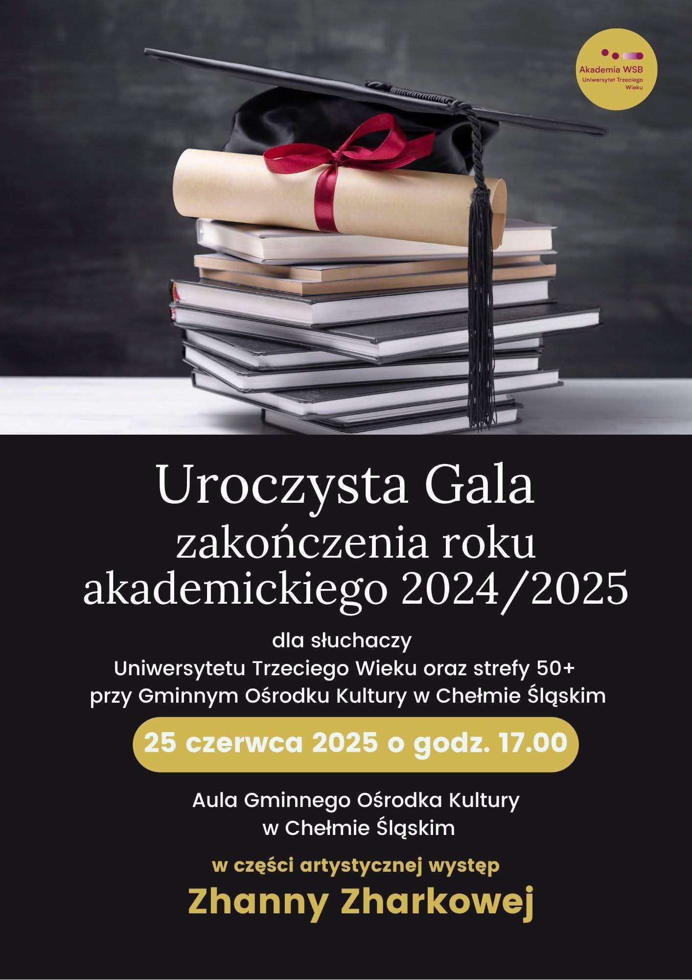 Książki leżące na stole z bierą na górze